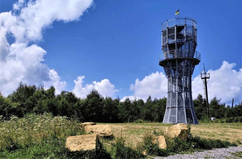 Гори, релакс і дерев'яні церкви: чим дивує український курорт Східниця