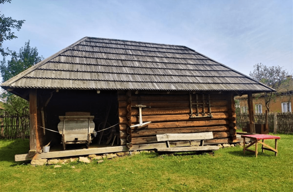 Гори, релакс і дерев'яні церкви: чим дивує український курорт Східниця
