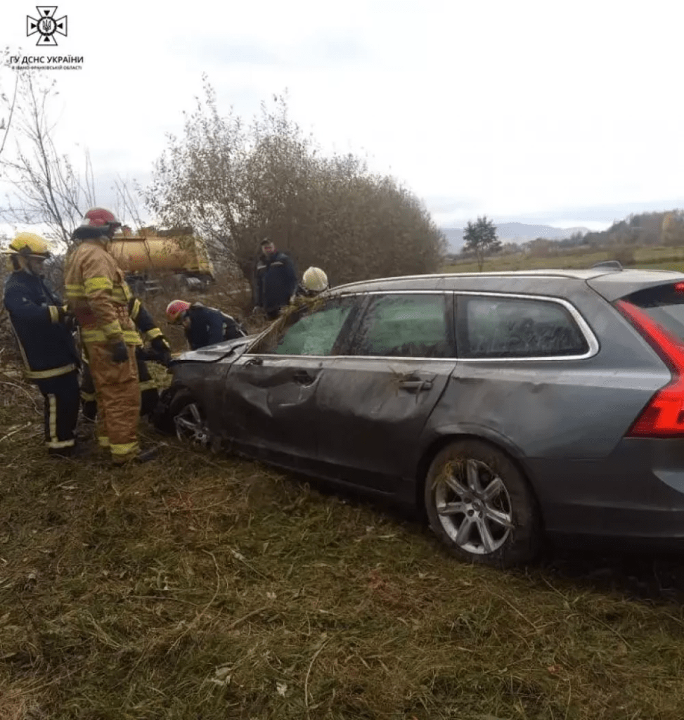 У Надвірнянському районі трапилася ДТП – є потерпілі