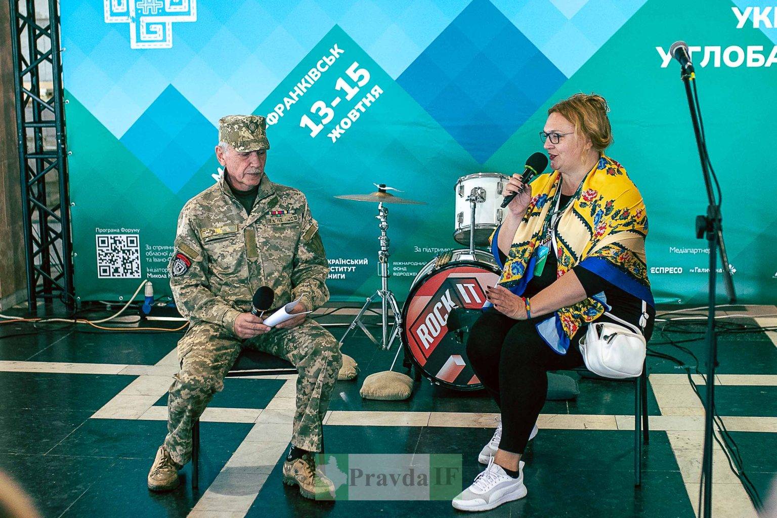 форум Via Carpatia,На форум Via Carpatia приїхали військові,приїхали військові письменники