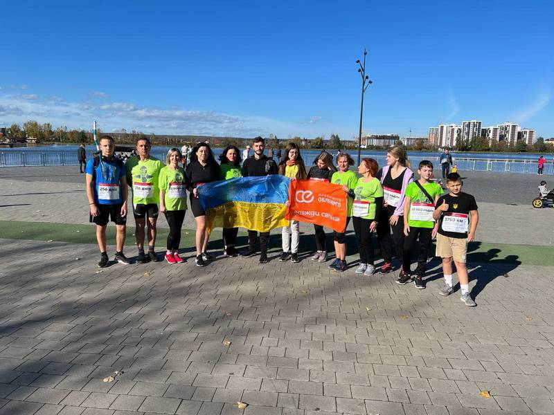 Працівники Прикарпаттяобленерго пробігли “Найдовший у світі марафон” на підтримку ЗСУ