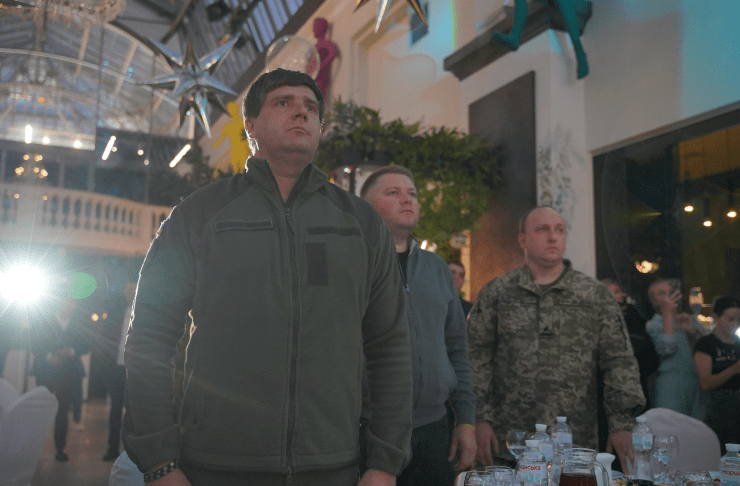 Українські артисти на благодійній вечері у Франківську збирали кошти для ЗСУ