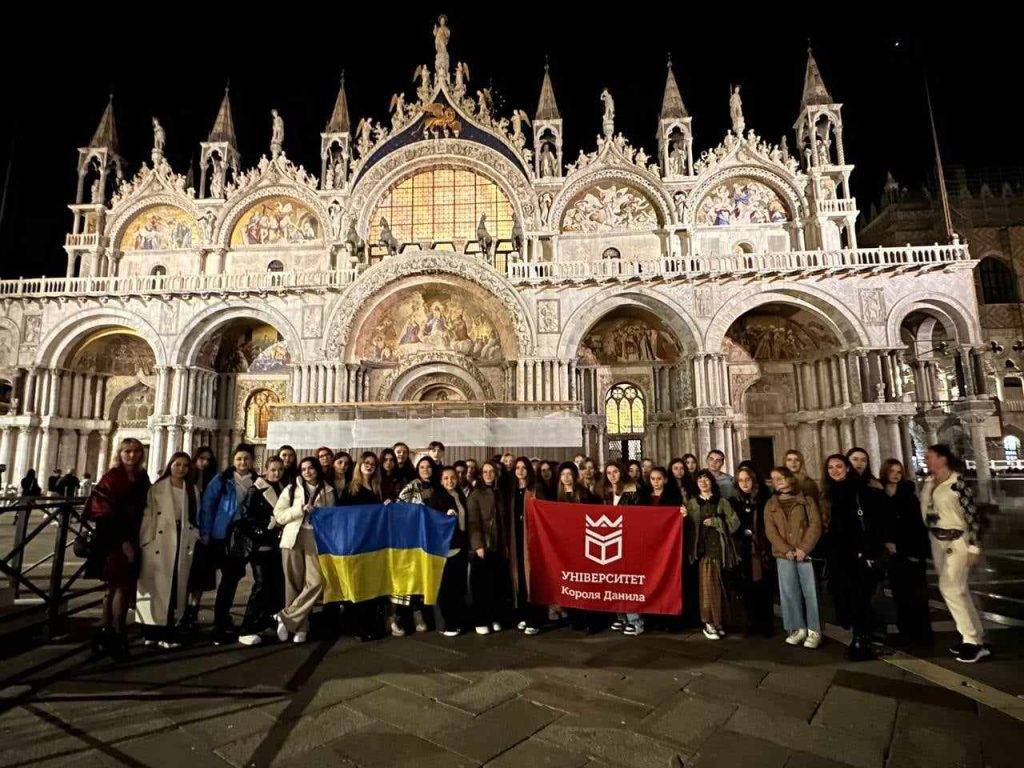 Івано-Франківські студенти відвідали найбільшу архітектурну виставку світу,університет короля данила,Biennale Architettura
