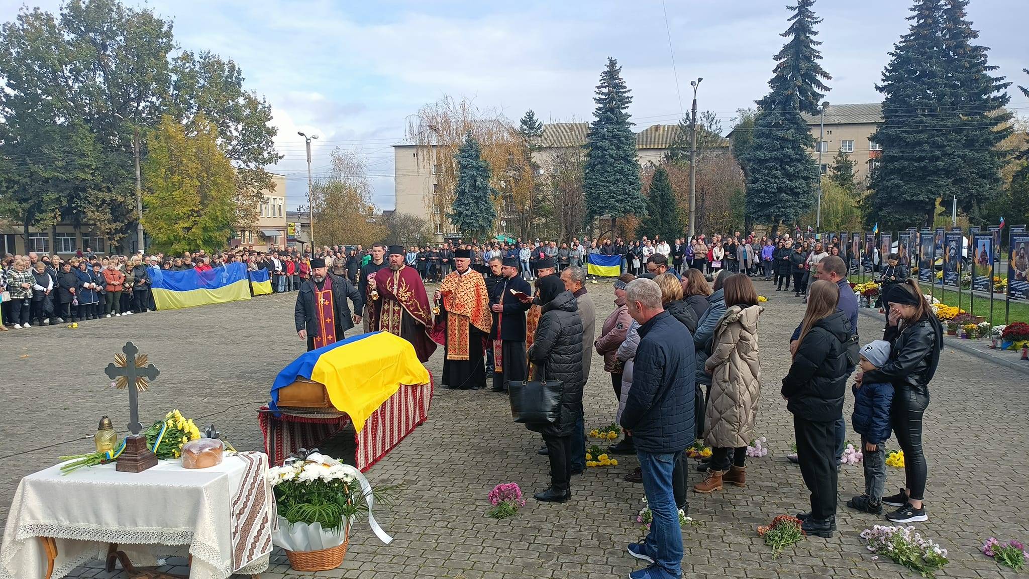 Повернувся "на щиті" Герой Петро Новак з Прикарпаття