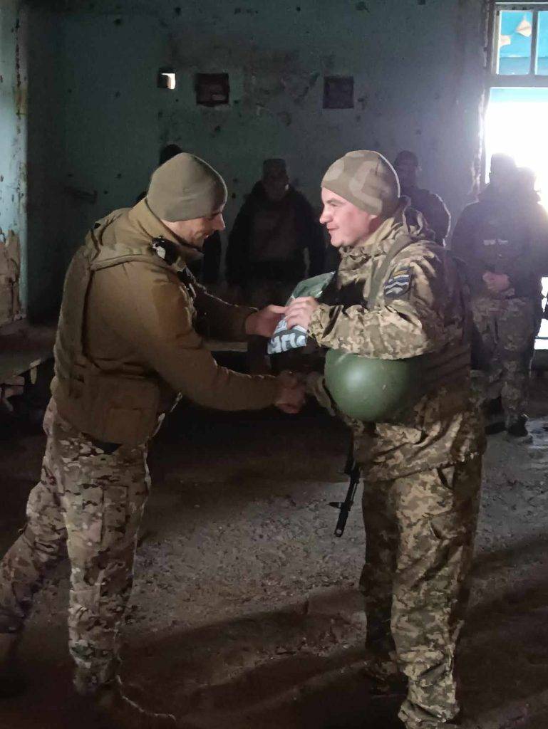 Командир вручив нагороди бійцям бригади «Едельвейс»