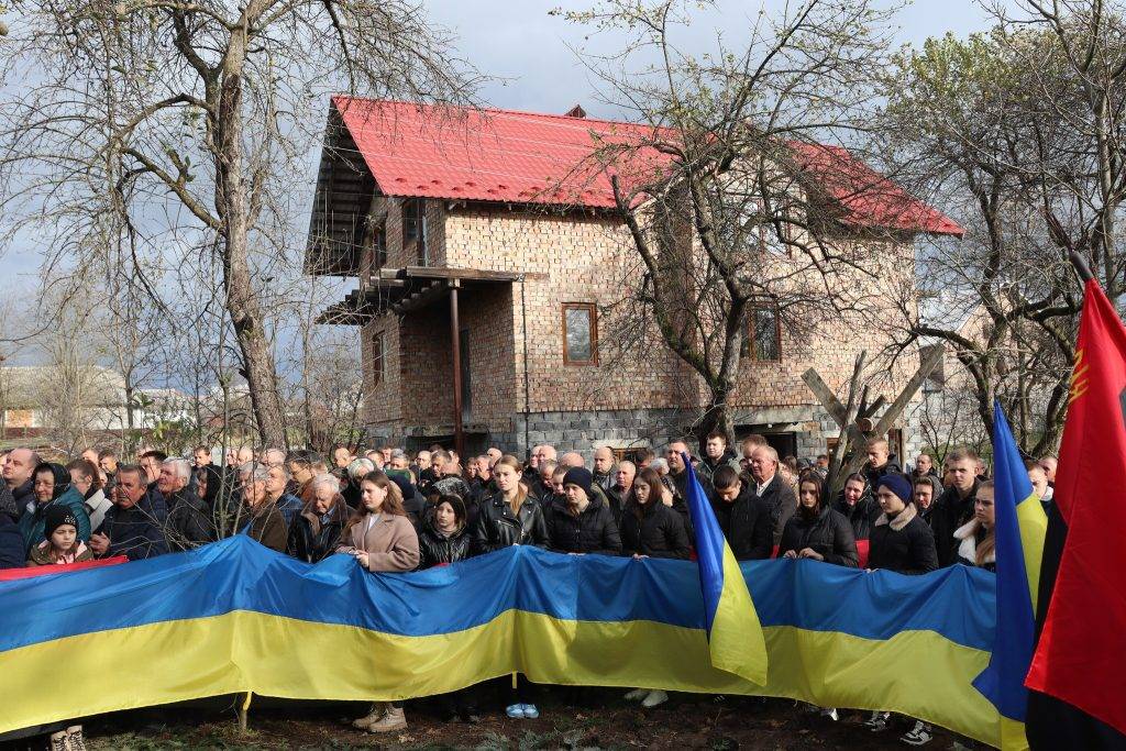 На Івано-Франківщині попрощалися із Героєм Дмитром Дмитрюком