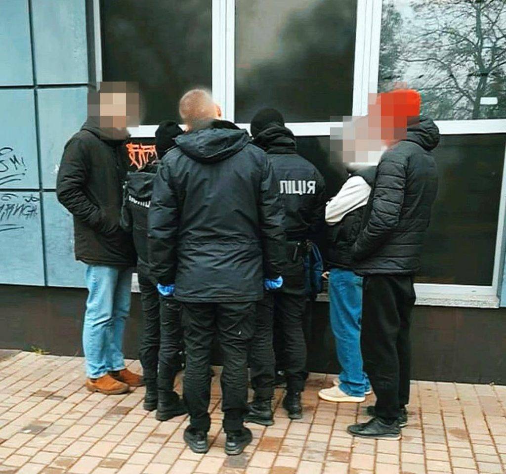 Поліцейські Івано-Франківська затримали наркоділка