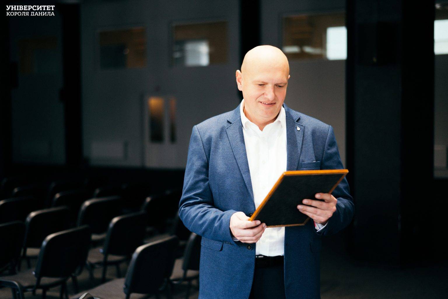 Іванофранківець здобув гран-прі на Всеукраїнському конкурсі мистецтв,університет короля данила,конкурс мистецтв Подаруй світло