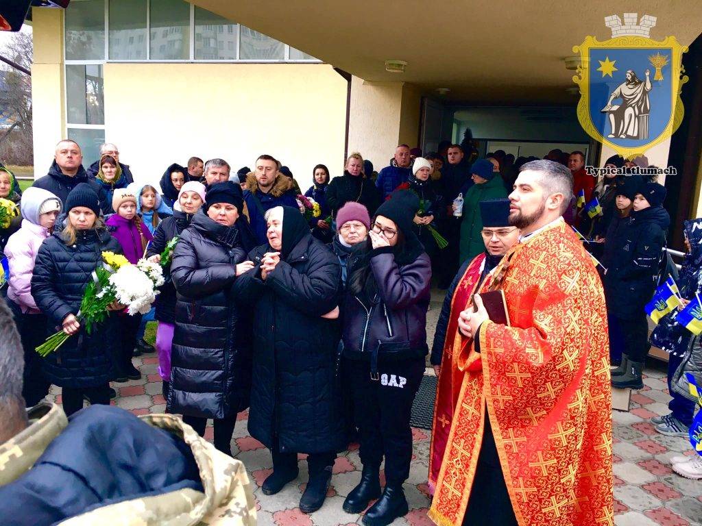 Додому "на щиті" повернувся прикарпатець Володимир Карвацький