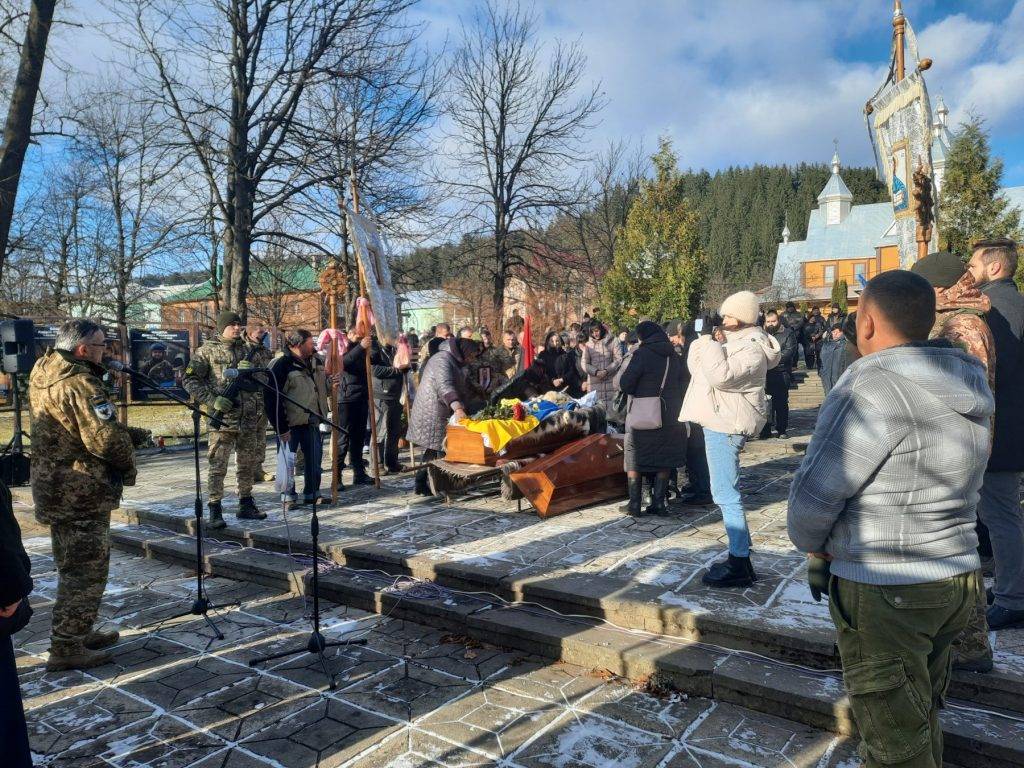 У Верховині провели на вічний спочинок військовослужбовця Василя Форгіля