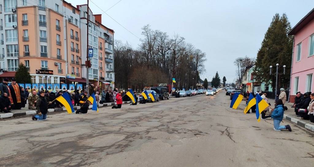 Додому "на щиті" повернувся прикарпатець Володимир Карвацький