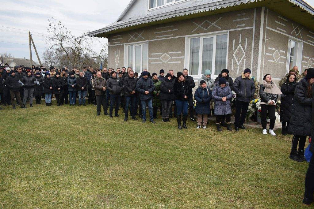 На Прикарпатті з почестями поховали загиблого 24-річного бійця Назарія Маковійчука