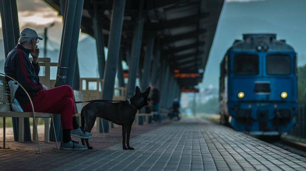 Через ремонт колії у листопаді не курсуватиме поїзд Івано-Франківськ – Ходорів