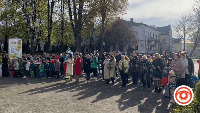 На Прикарпатті вшанували памʼять розстріляних юнаків ОУН