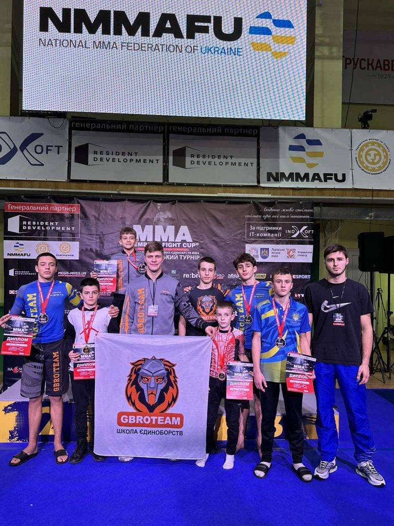 Прикарпатські спортсмени доволі вдало виступили на турнірі з ММА