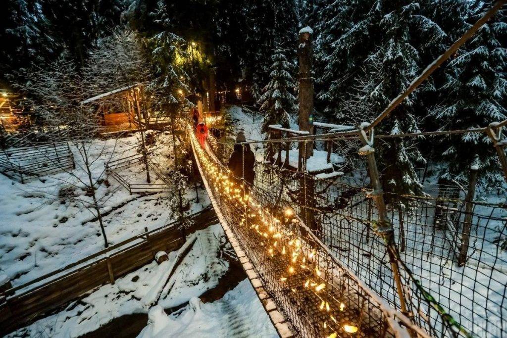 Зима в Карпатах: цьогоріч українським курортам пощастило зі снігом