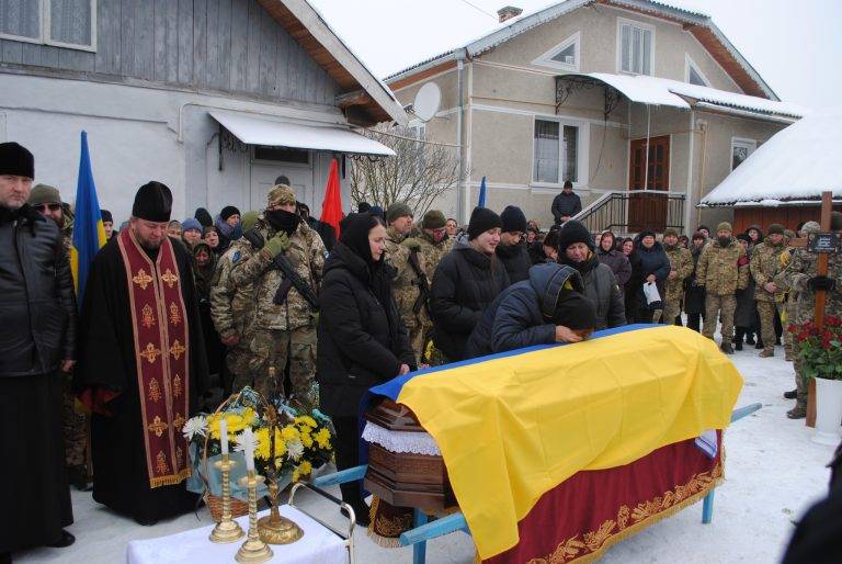 На Богородчанщині попрощалися із земляком-героєм Олександром Зубарєвим