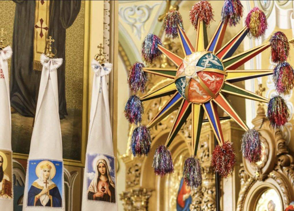 Попри війну, у Франківську все ж відбудеться фестиваль “Коляда на Майзлях”