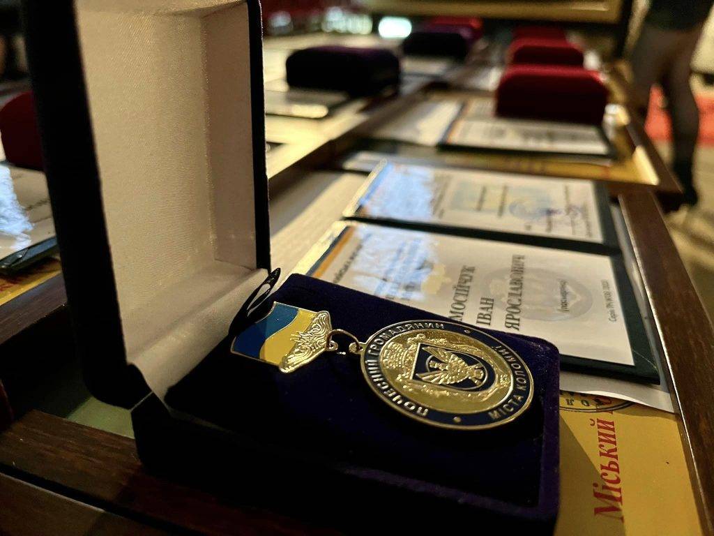 Звання почесних громадян Коломиї присвоїли 24 полеглим воїнам