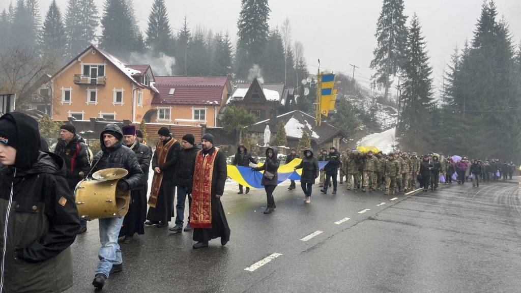 Поляницька громада провела в останню дорогу земляка-героя Петра Жіляка