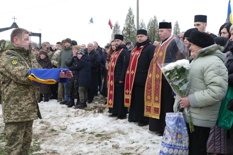 Мешканці Калущини провели на вічний спочинок двох земляків-героїв