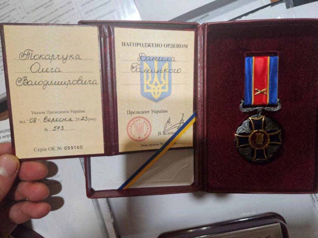 Військового медика з Коломиї Олега Токарчука нагородили медалями та орденом