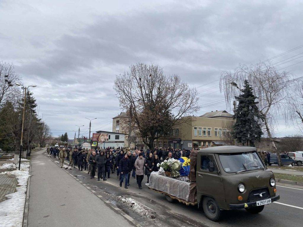 На Франківщині попрощалися з двома мужніми захисниками Василем Данчуком та Василем Федорівим