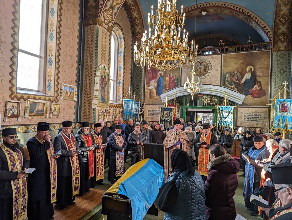 У Болехові поховали захисника Євгена Бодлака