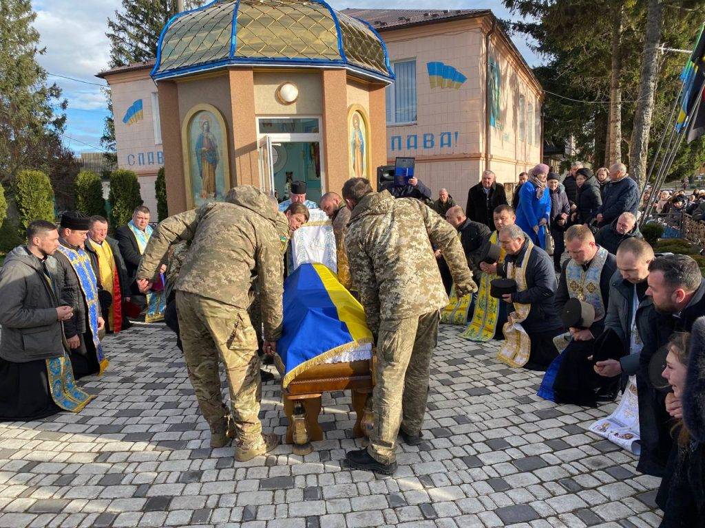 Городенківська громада віддала шану Герою Миколі Хрущину