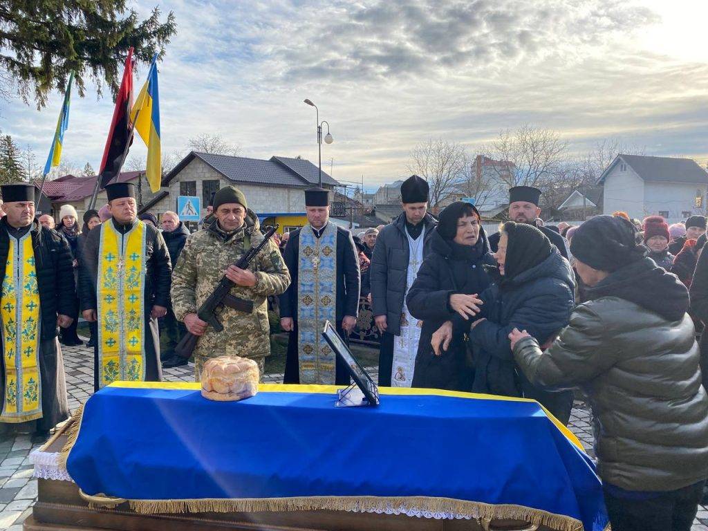 Городенківська громада віддала шану Герою Миколі Хрущину