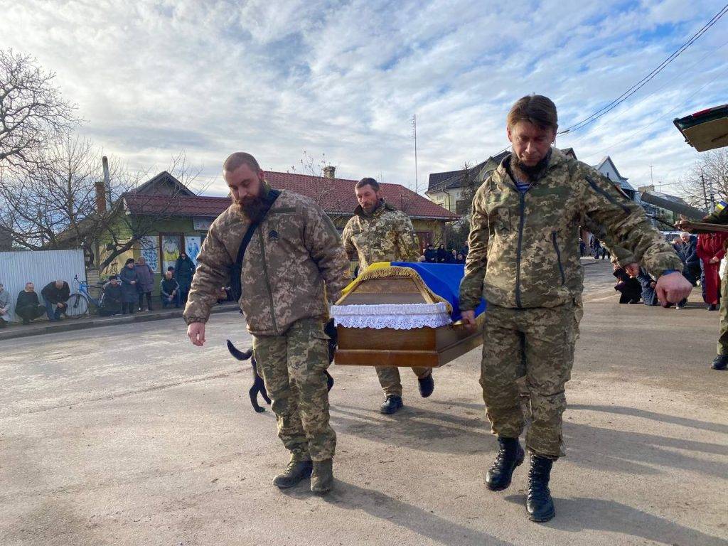 Городенківська громада віддала шану Герою Миколі Хрущину