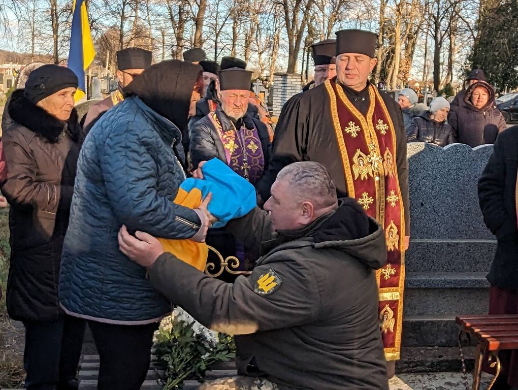 У Болехові поховали захисника Євгена Бодлака