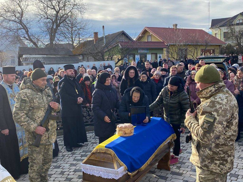 Городенківська громада віддала шану Герою Миколі Хрущину