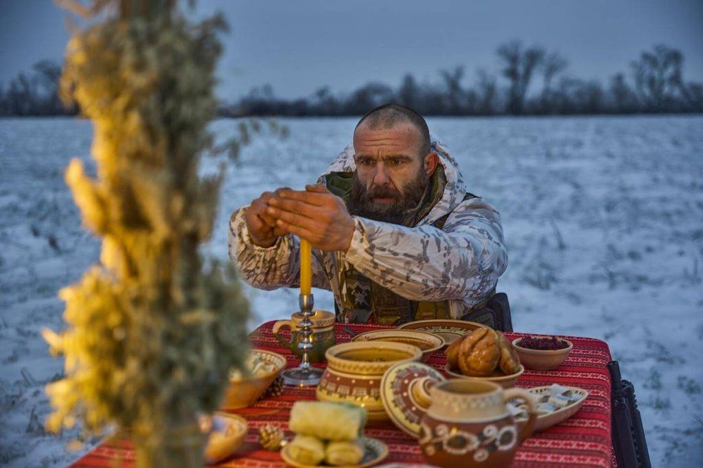 Пам'ятайте тих, хто в окопах! Щемливі кадри Святої вечері з передової