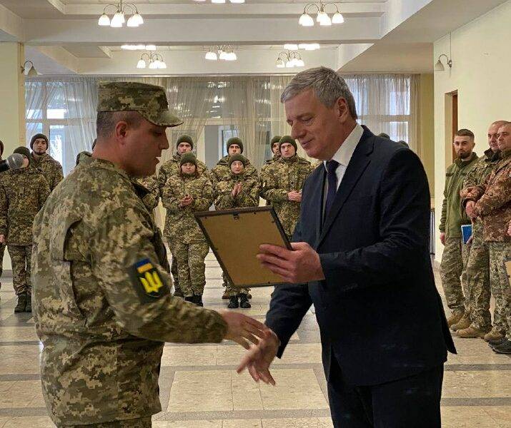 Випускники кафедри військової підготовки ПНУ стали молодшими офіцерами