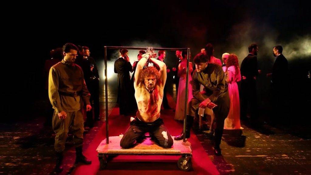 Актори Франківського драмтеатру покажуть у Польщі антиросійську виставу «Дзяди»