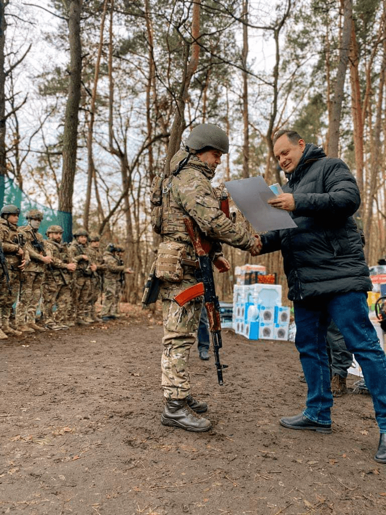 До нацгвардійців під білоруський кордон: Руслан Марцінків відвіз допомогу військовим
