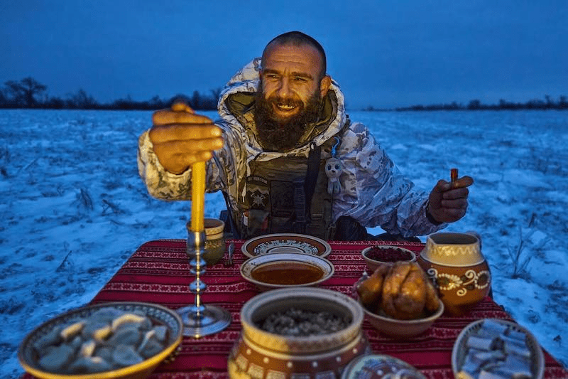 Бійці «десятки» оголосили різдвяний збір: фото з підписом командира за донат