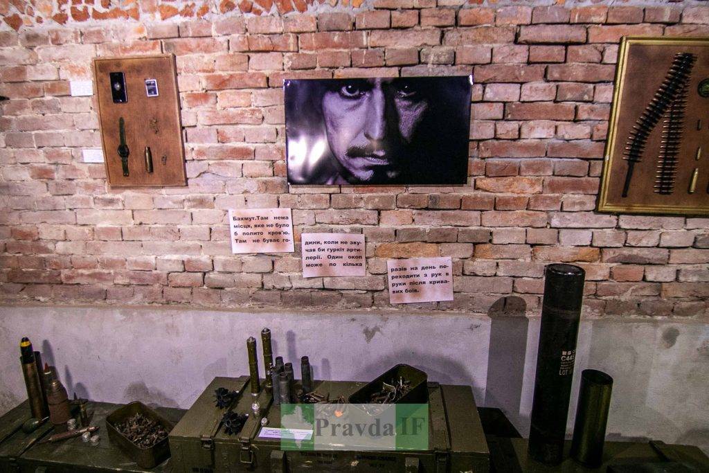 У Франківську відкрили виставку «Війна. Бій за життя». ФОТОРЕПОРТАЖ
