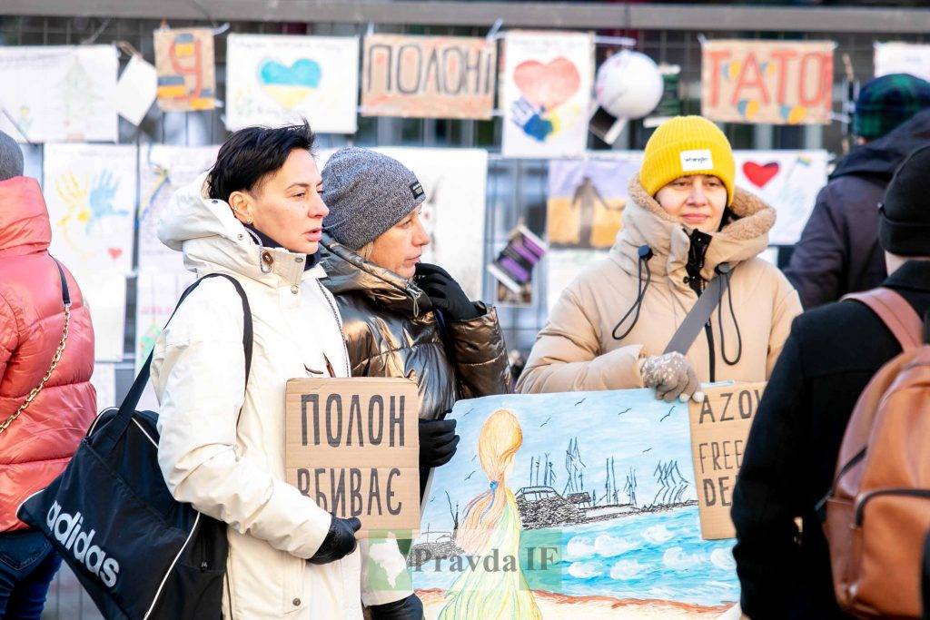 У Франківську відбулася акція на підтримку військовополонених ФОТОРЕПОРТАЖ