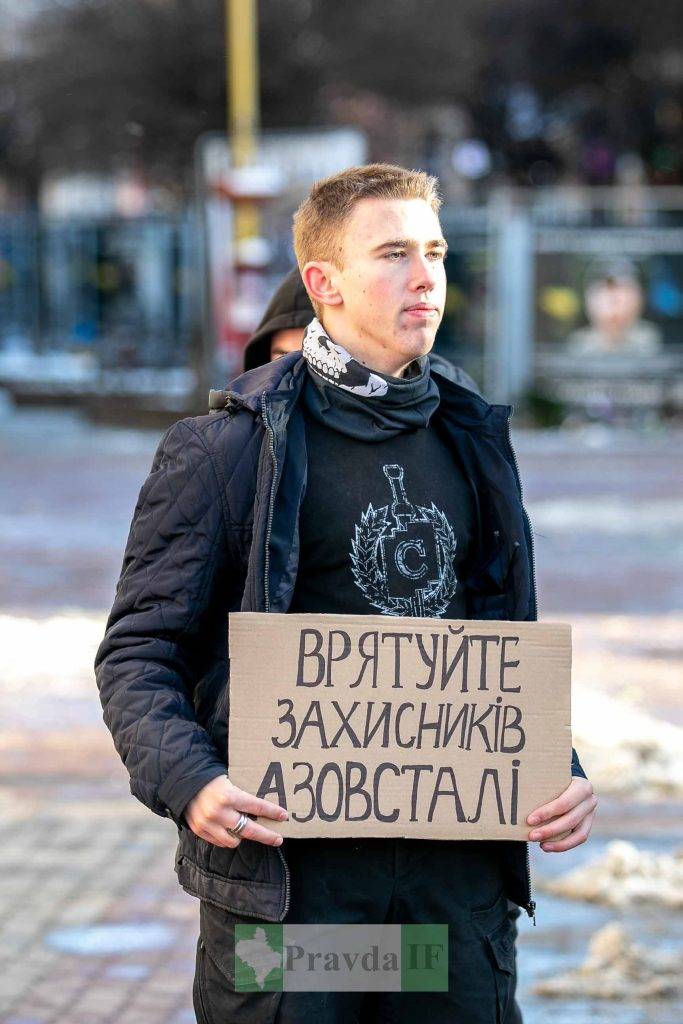 У Франківську відбулася акція на підтримку військовополонених ФОТОРЕПОРТАЖ