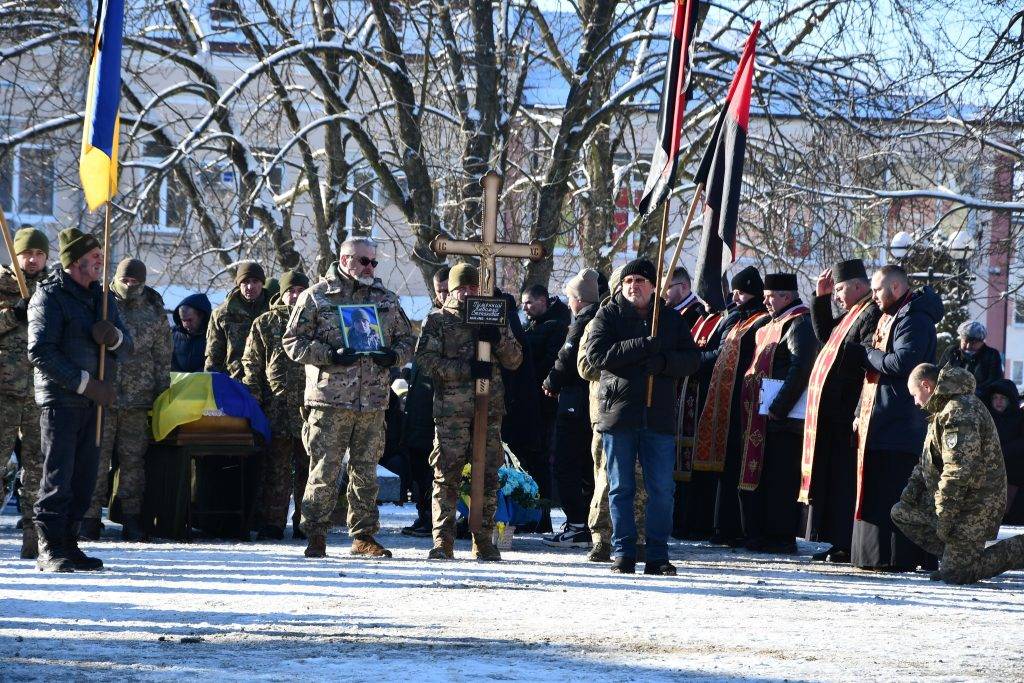 Сьогодні у Рогатинській громаді прощатимуться із полеглим героєм Любомиром Гуменним