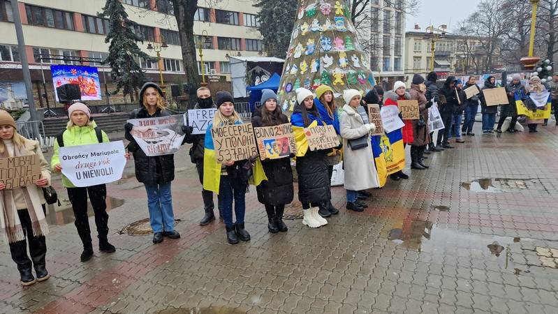 У Франківську відбулася мирна акція на підтримку військовополонених