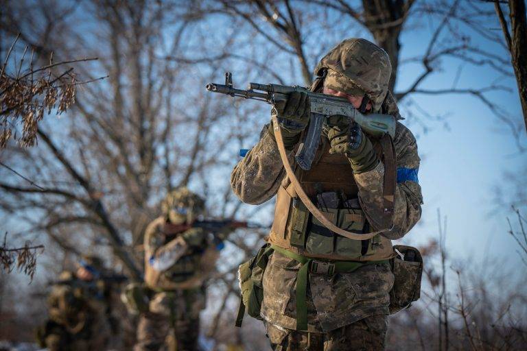 Протягом минулої доби відбулося 98 бойових зіткнень - Генштаб