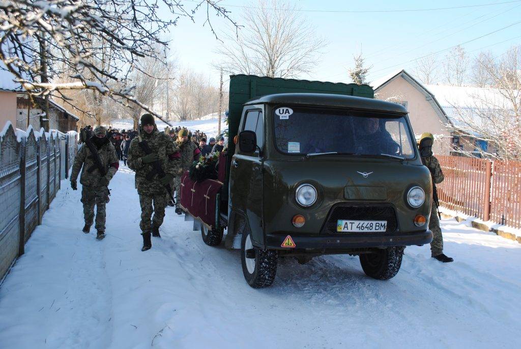 На Франківщині провели в останню земну дорогу загиблого Героя Багрія Андрія