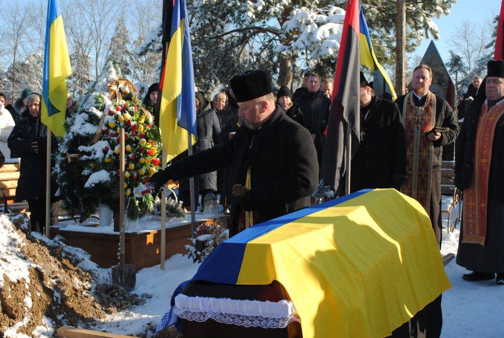 На Франківщині провели в останню земну дорогу загиблого Героя Багрія Андрія