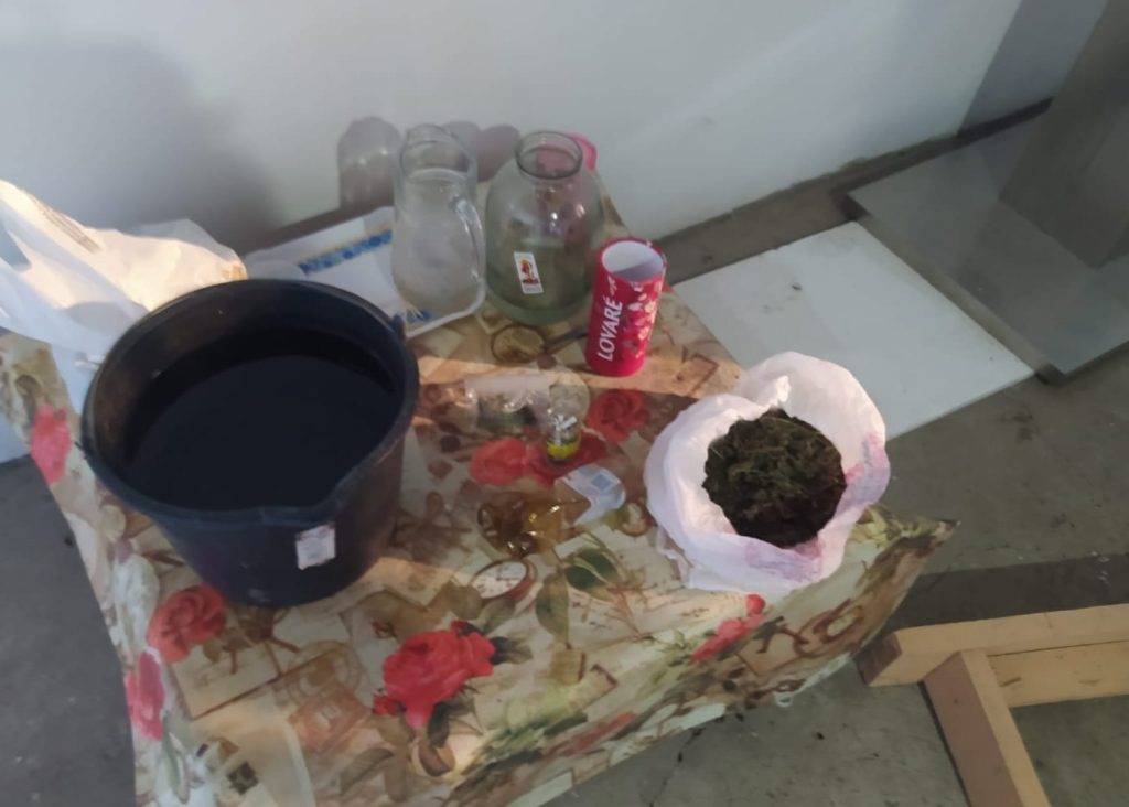 У дебошира з Коломийщини поліціянти знайшли наркотики