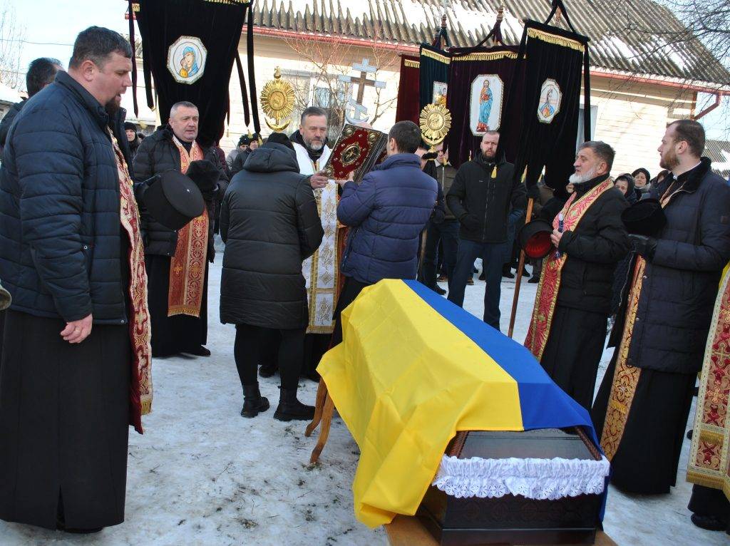 На Богородчанщині поховали захисника Романа Лаврука