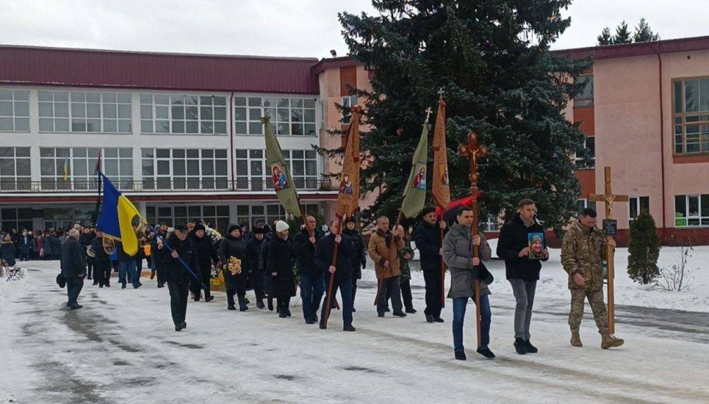 Бурштинська громада попрощалася із своїм Героєм – Олегом Зелінським