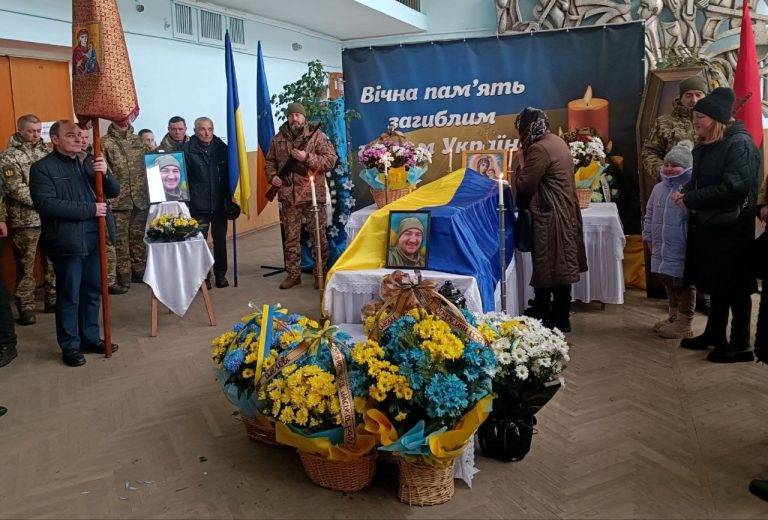 Бурштинська громада попрощалася із своїм Героєм – Олегом Зелінським